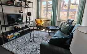 City Apartment 221